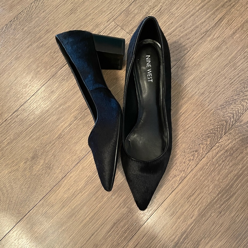 Nine West Block Heel, Pointed Toe pumps